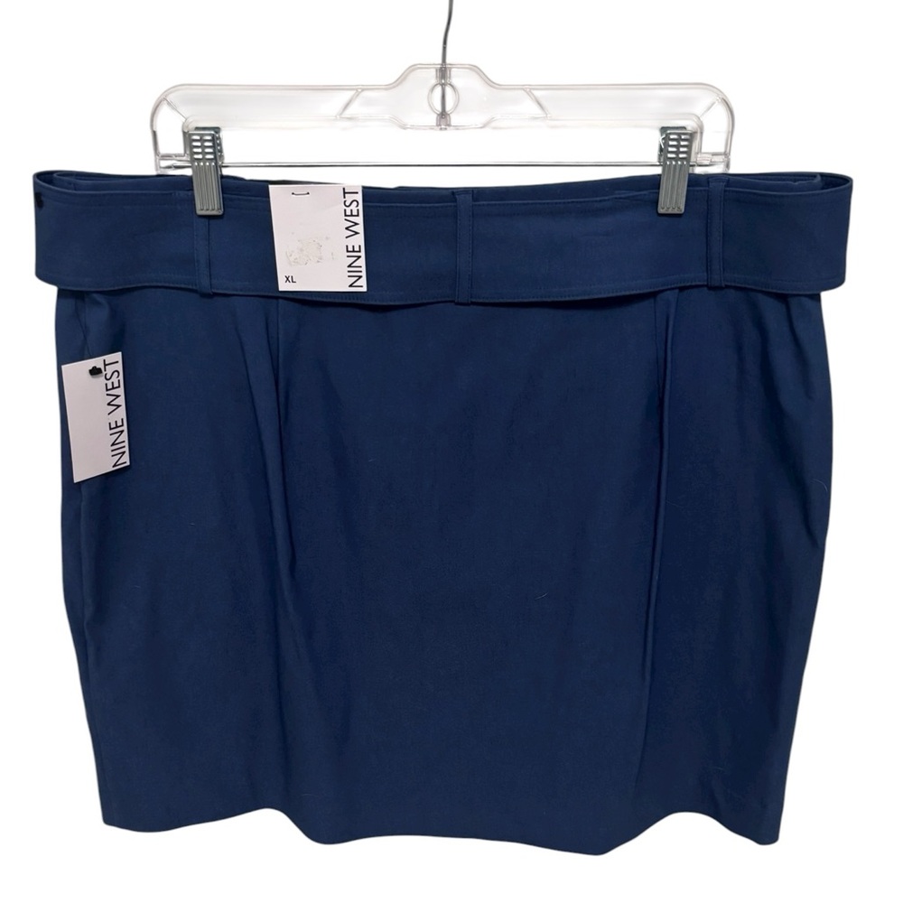 Nine West Women's Skirt with Belt. Size XL - Picture 3 of 4